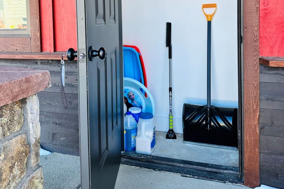 Private Ski Locker