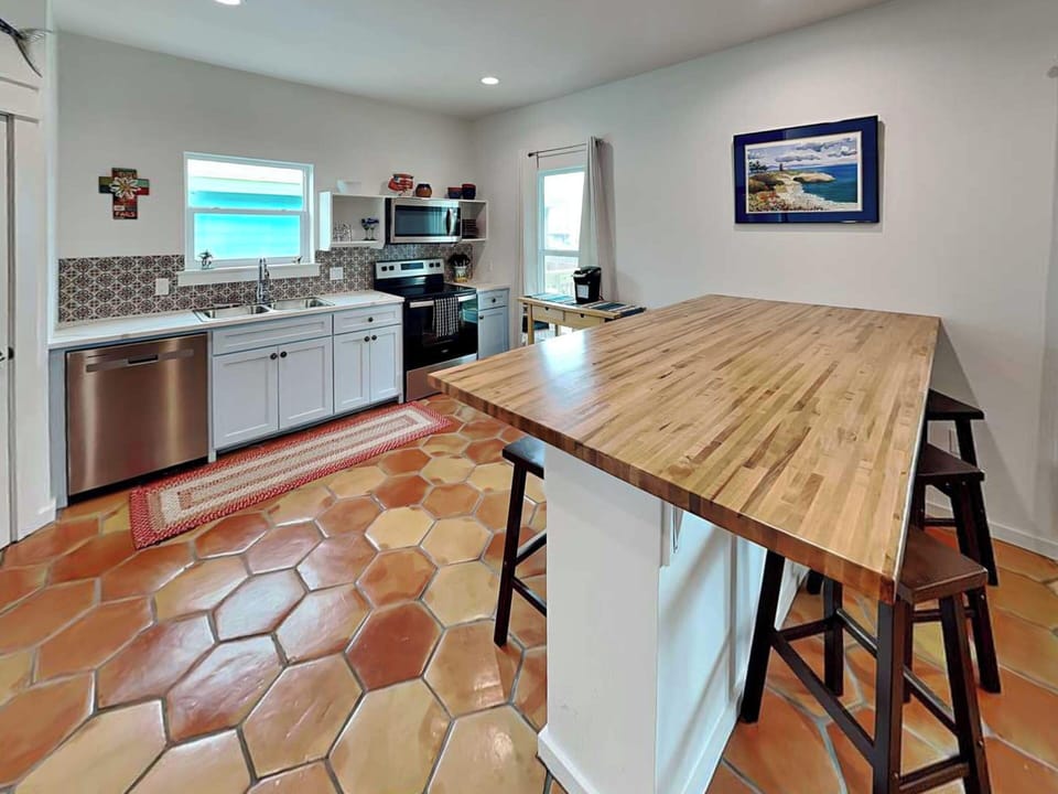 House (3 Bedrooms) | Property amenity