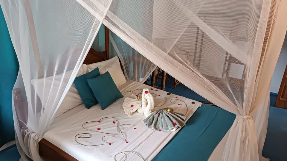 Superior Double Room | Bed sheets