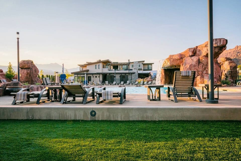 Poolside lounging at its finest!