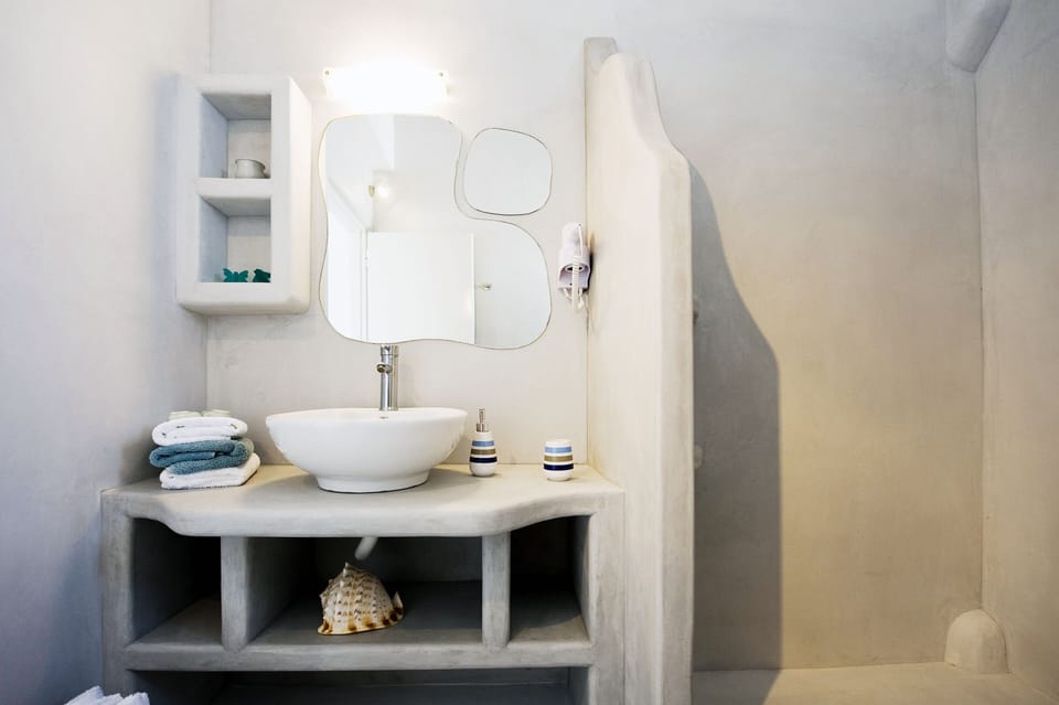 Venia's Guesthouse Bed and Breakfast in Pollonia