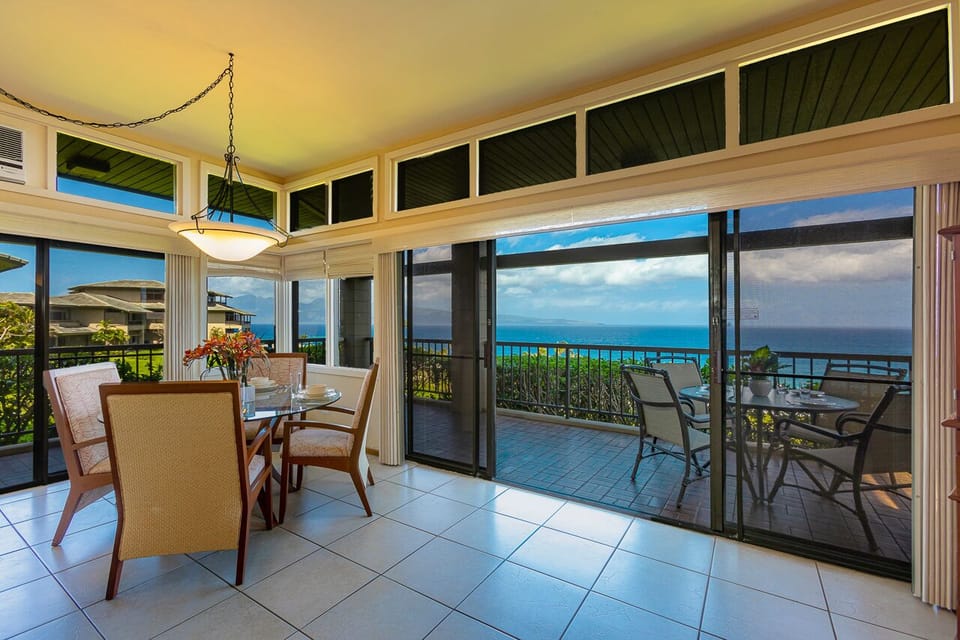 Sip morning coffee at your dining table while soaking in breathtaking ocean vistas through floor-to-ceiling windows.