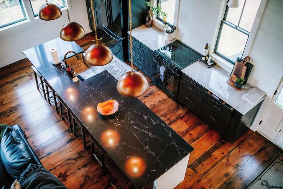 The cooks in your group will love the sleek, modern open-plan kitchen. 