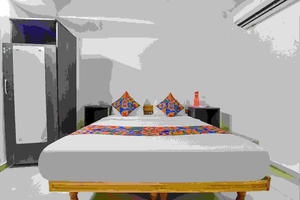 Deluxe Room | Egyptian cotton sheets, premium bedding, in-room safe, free WiFi