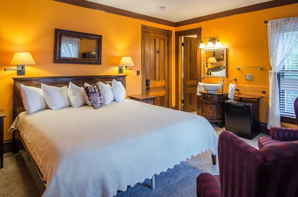 Van Vliet Room Photo 02