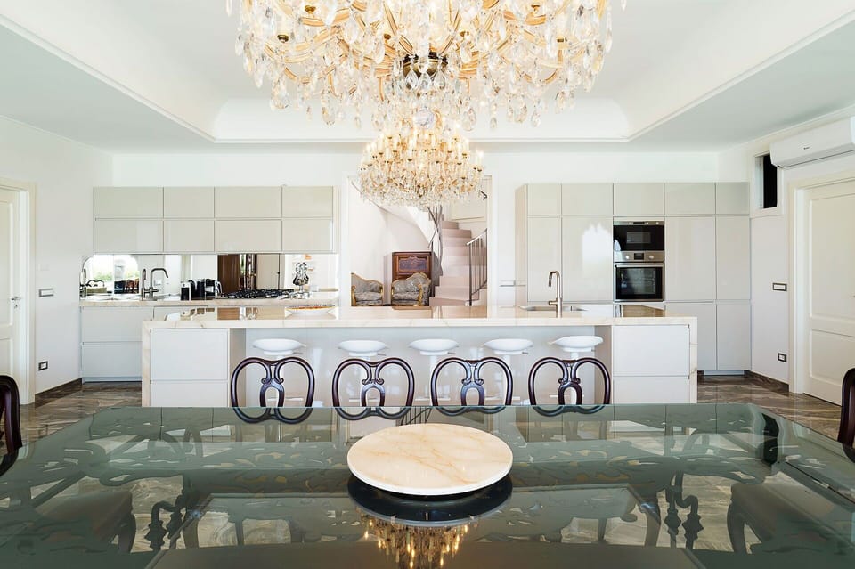 Autumn, Dining Room, Kitchen, Spring, Summer