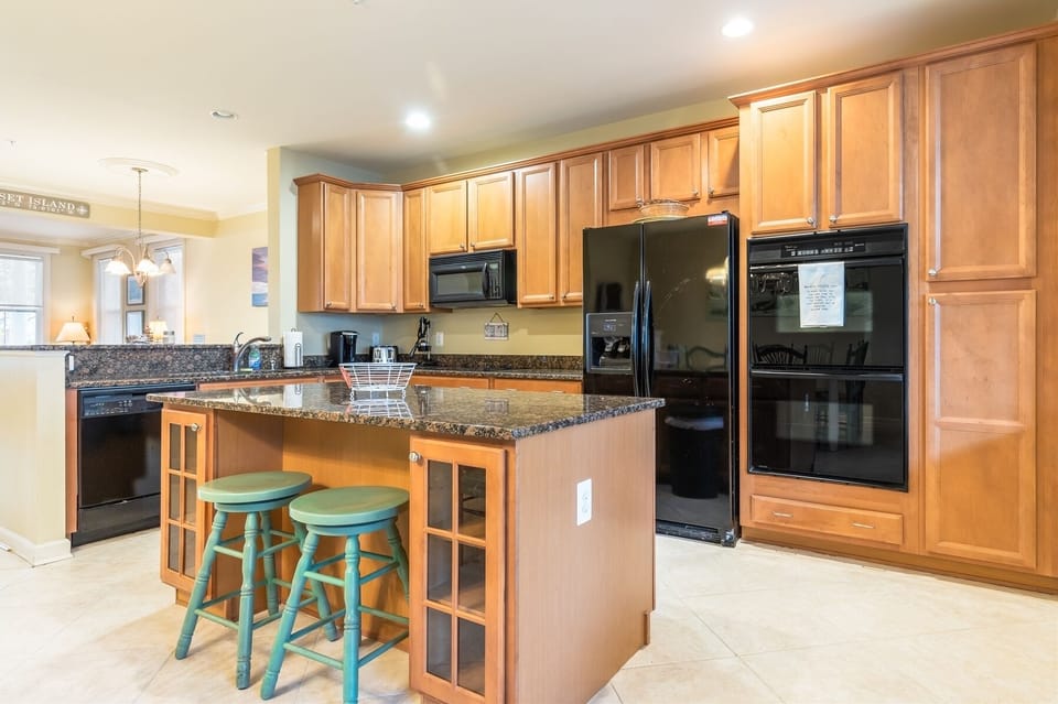 Sunset Island 19 Sunset Island Drive Kitchen