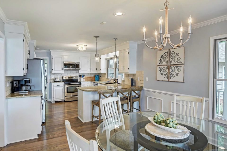 House (4 Bedrooms) | Interior