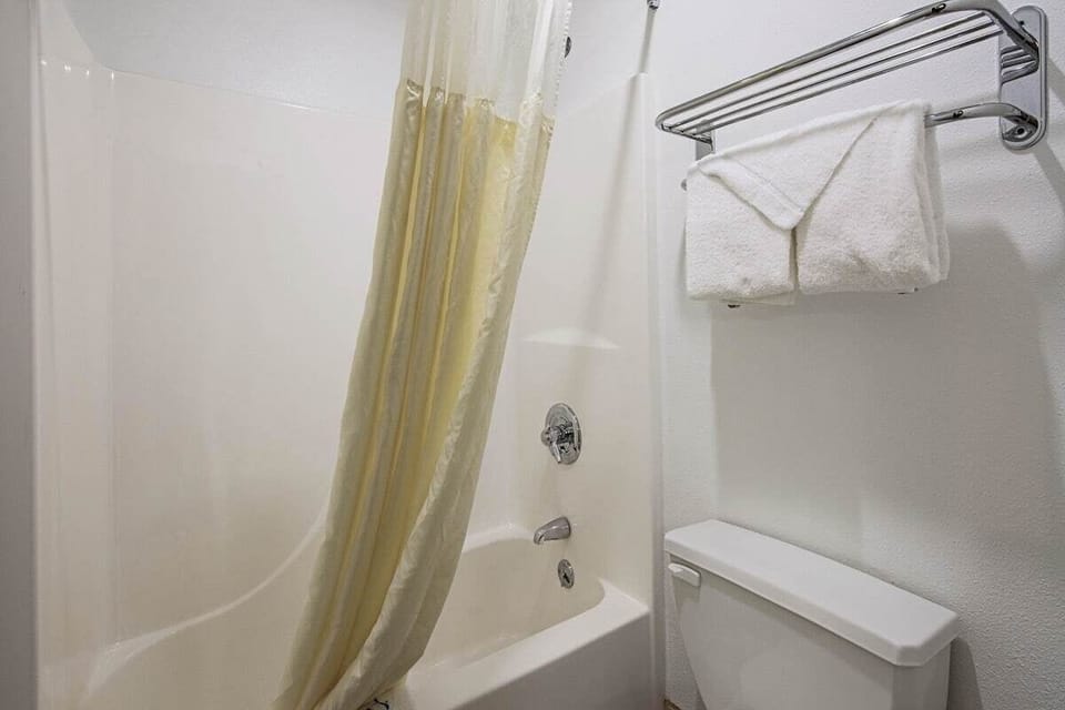 Free toiletries, hair dryer