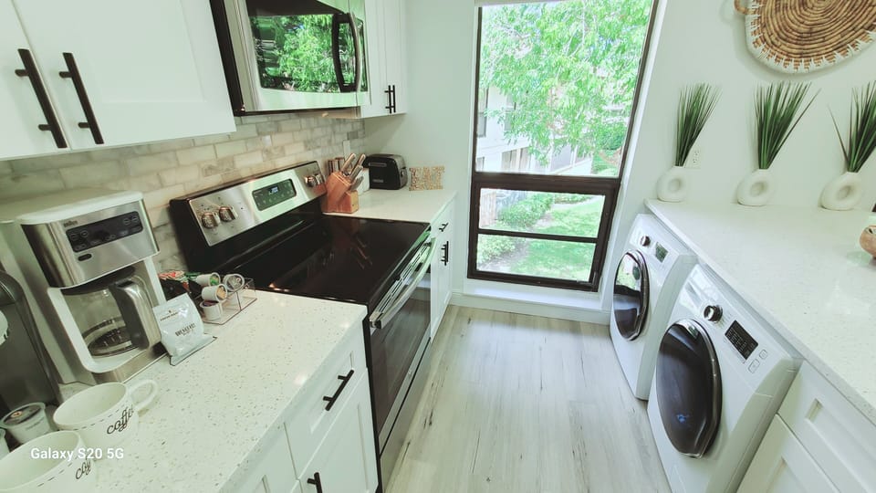 Full Size Washer & Dryer