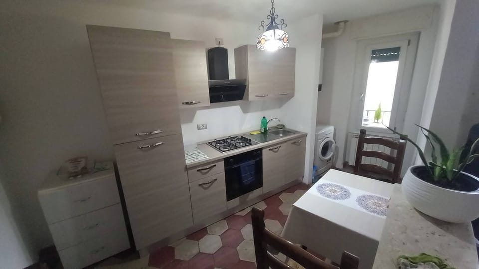 Apartment, 1 Bedroom, Balcony, City View | Interior
