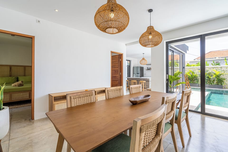 Premium Villa | Dining room