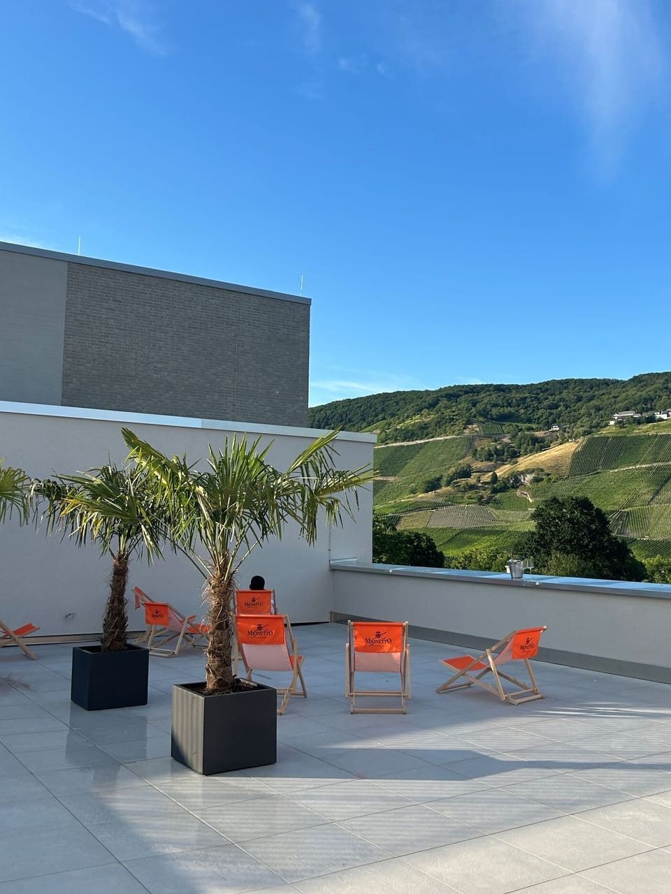 Sundeck