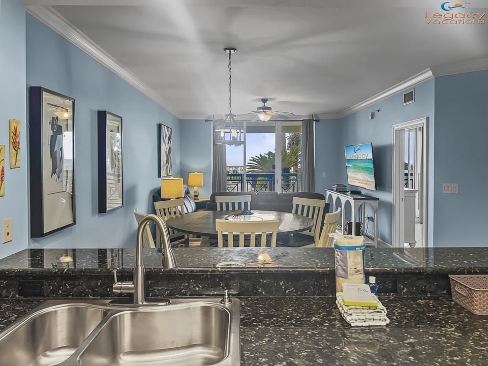 Azure #115 Kitchen