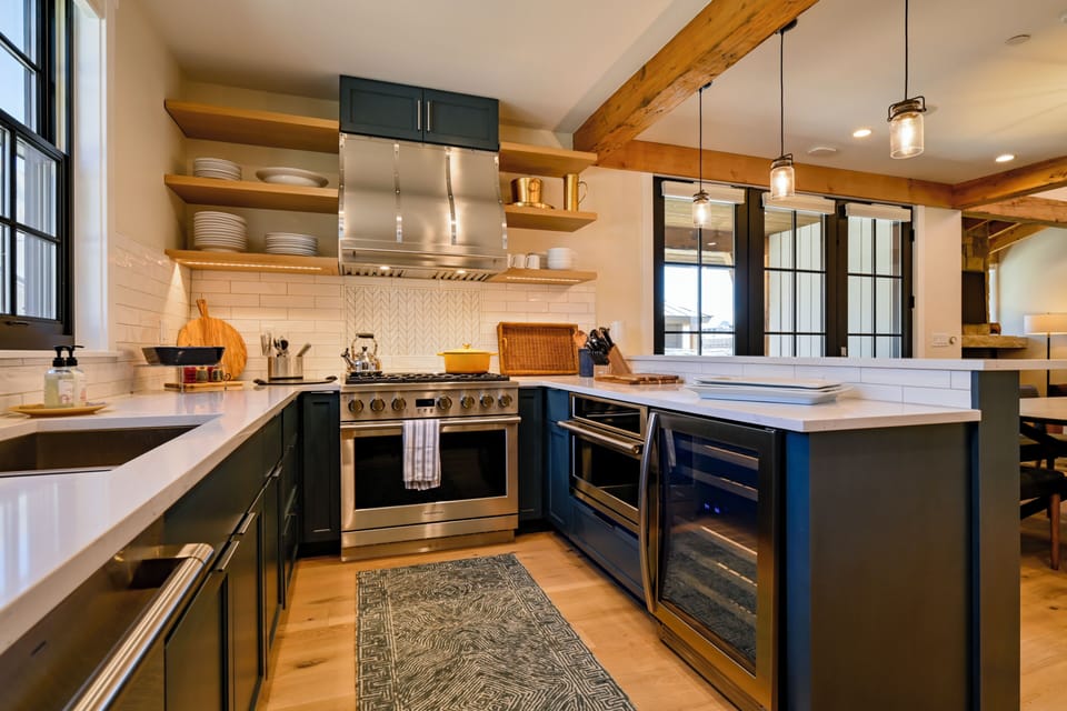 Valerian Kitchen