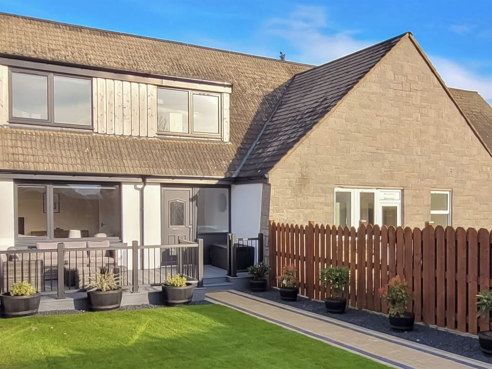 Exterior | Colbheinn Cottage, Brora