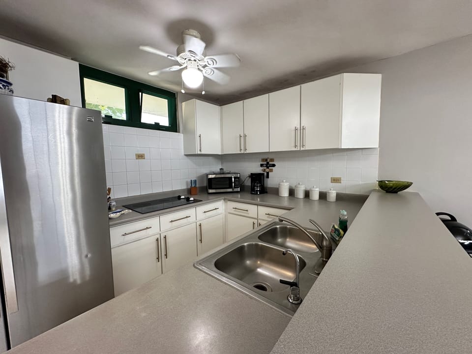 Nicely equipped kitchen