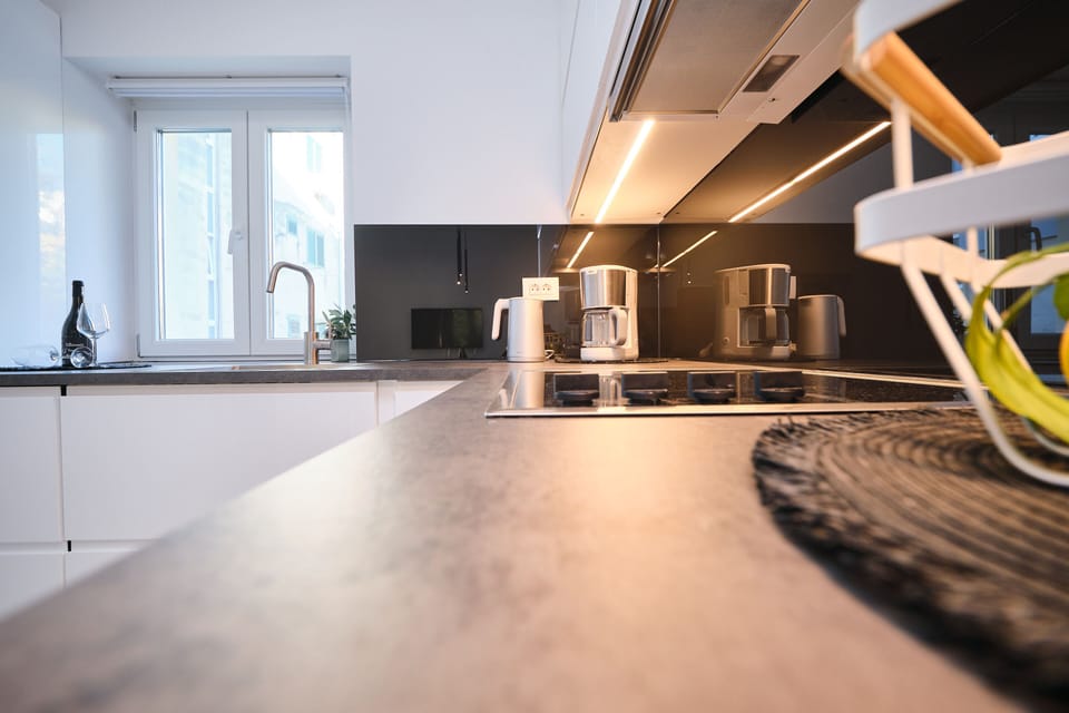 Apartment | Private kitchen | Full-size fridge, oven, stovetop, dishwasher