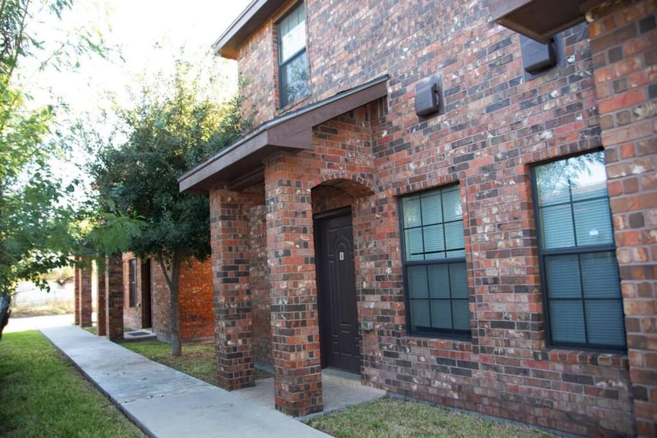 House | 2 bedrooms, iron/ironing board