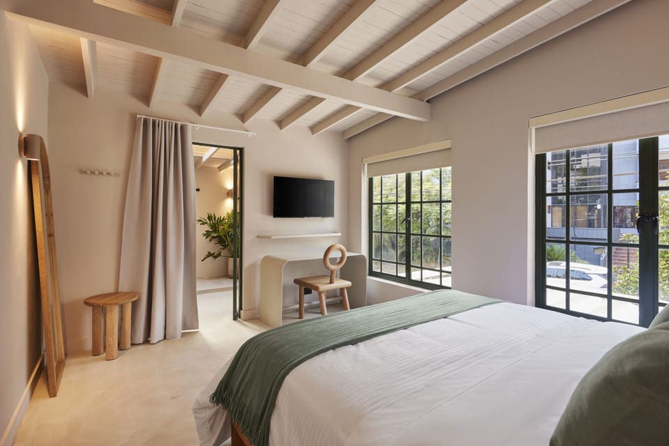 Superior Suite | Egyptian cotton sheets, premium bedding, down comforters