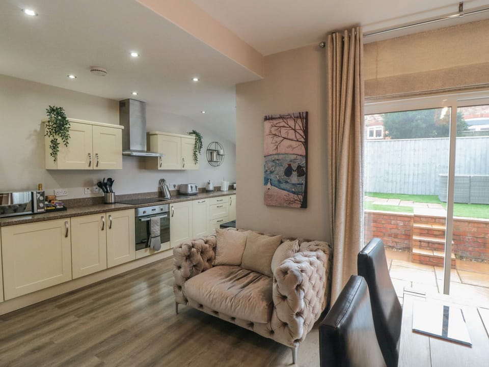 Cottage | Interior