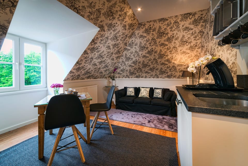 Junior Suite, Canal View | Living area | Flat-screen TV, DVD player