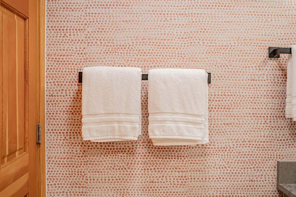 Plenty of clean linens, guaranteed! 