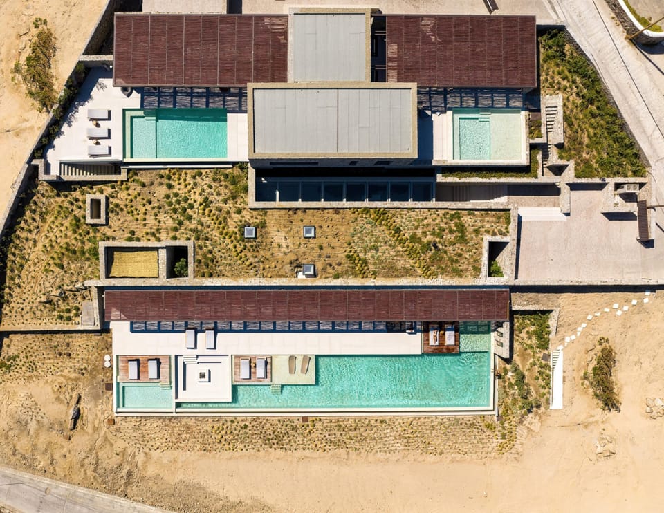 House | 10 bedrooms