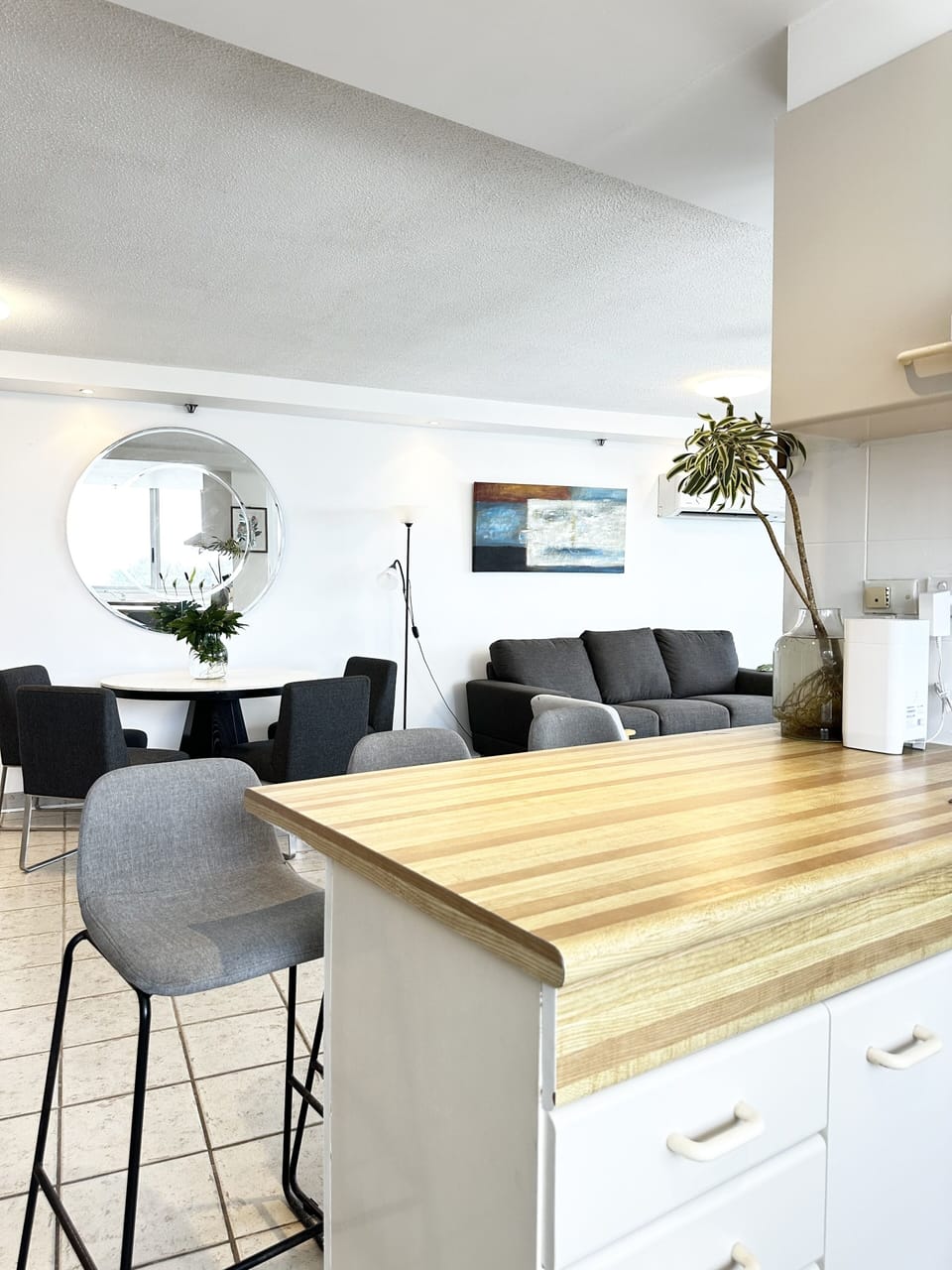 Classic Apartment | Private kitchen | Fridge, microwave, oven, stovetop