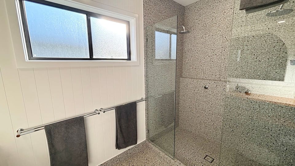 Main bathroom.
