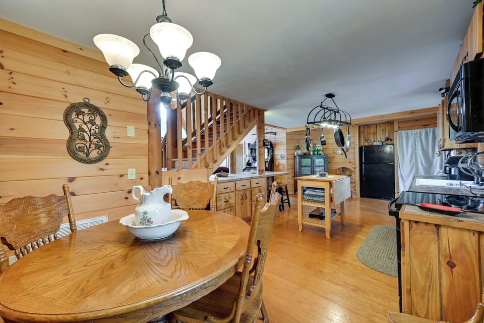 House (4 Bedrooms) | Interior