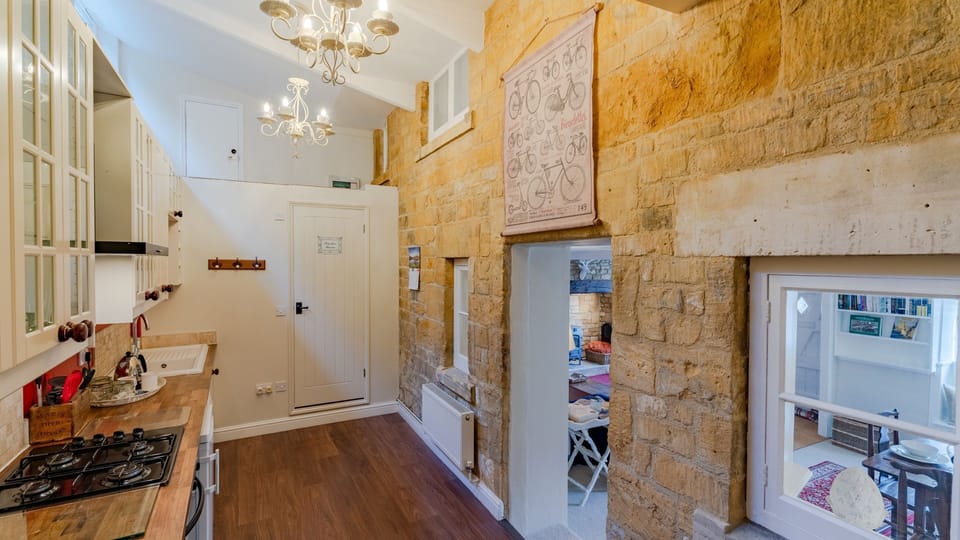 Kitchen, Red Lion Cottage, Bolthole Retreats