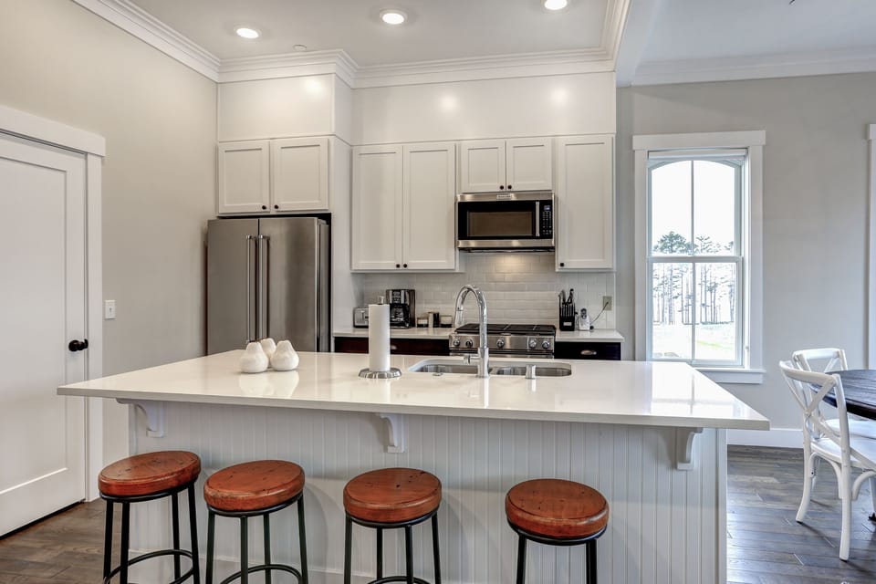 Seating at kitchen island