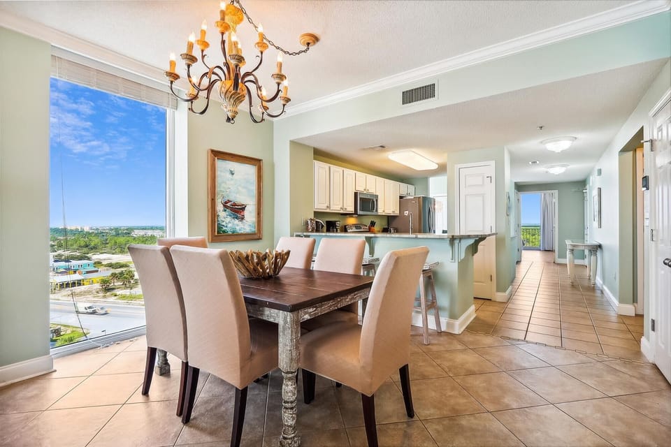 main level-dining area-124901_056