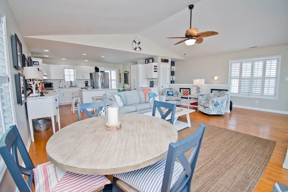Oceanview Dining