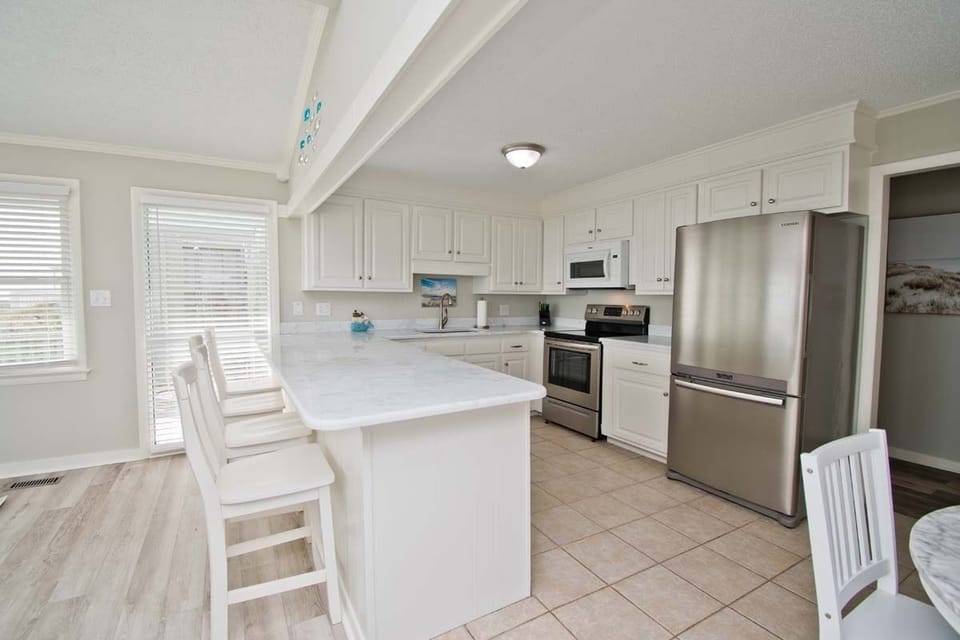 Kitchen has Bar Seating