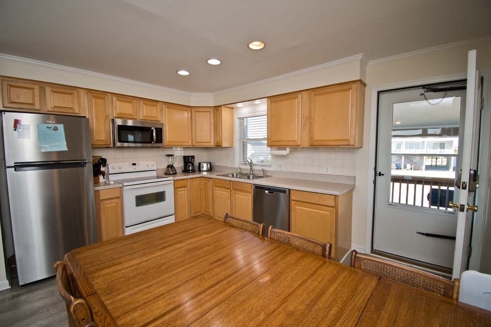 Ebbtide-West-Emerald-Isle-NC-Vacation-Rental-Bluewater-08