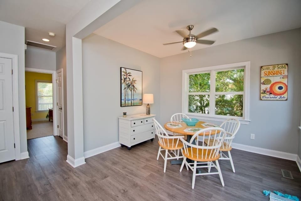Breakfast Nook