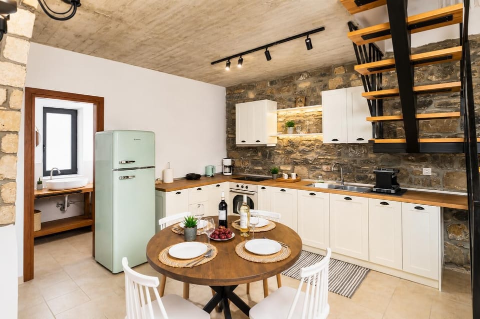 Equipped Kitchen