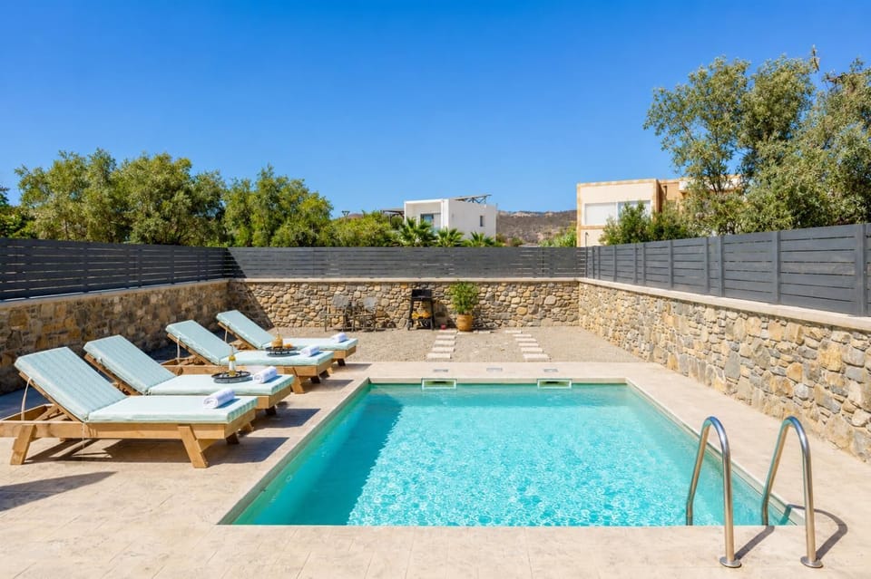 Beautiful villa with private pool and terrace