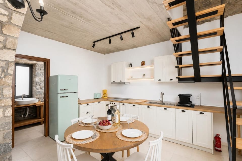 Equipped kitchen