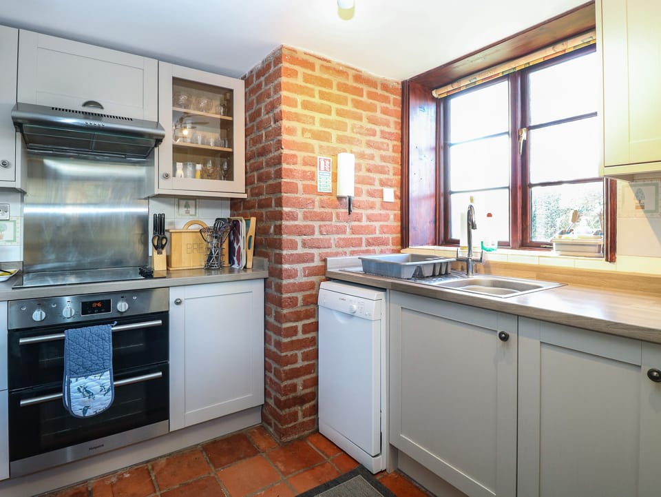 Fridge, dishwasher, electric kettle, toaster