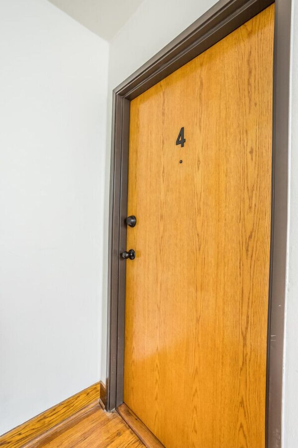 Step through our inviting door, where your personalized access code awaits. For your convenience, the code is simply the last 4 digits of your phone number. Enjoy seamless entry and make yourself at home