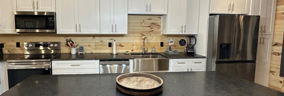 Signature Cabin | Private kitchen | Full-size fridge, microwave, oven, stovetop