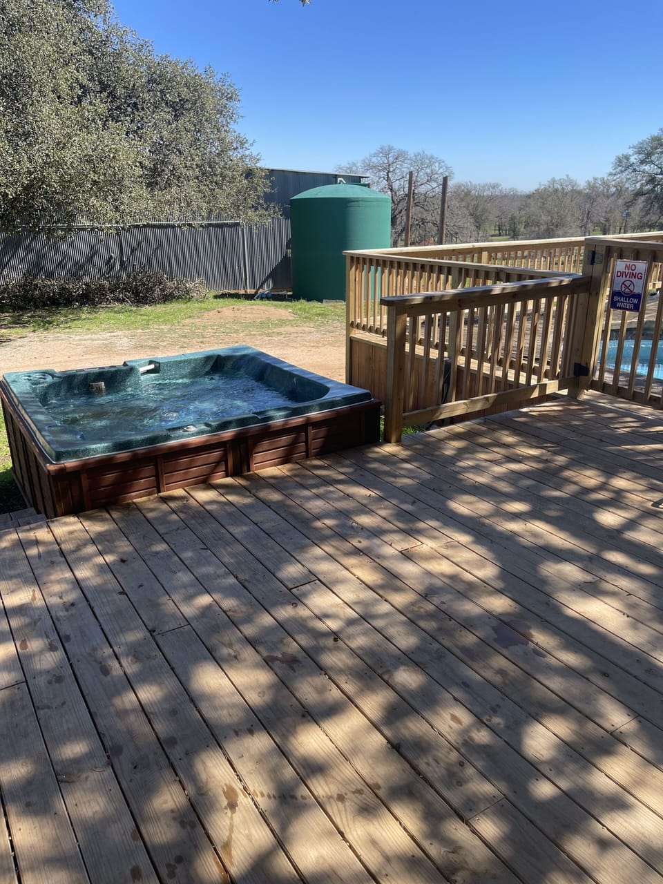 4-6 person hot tub for your enjoyment