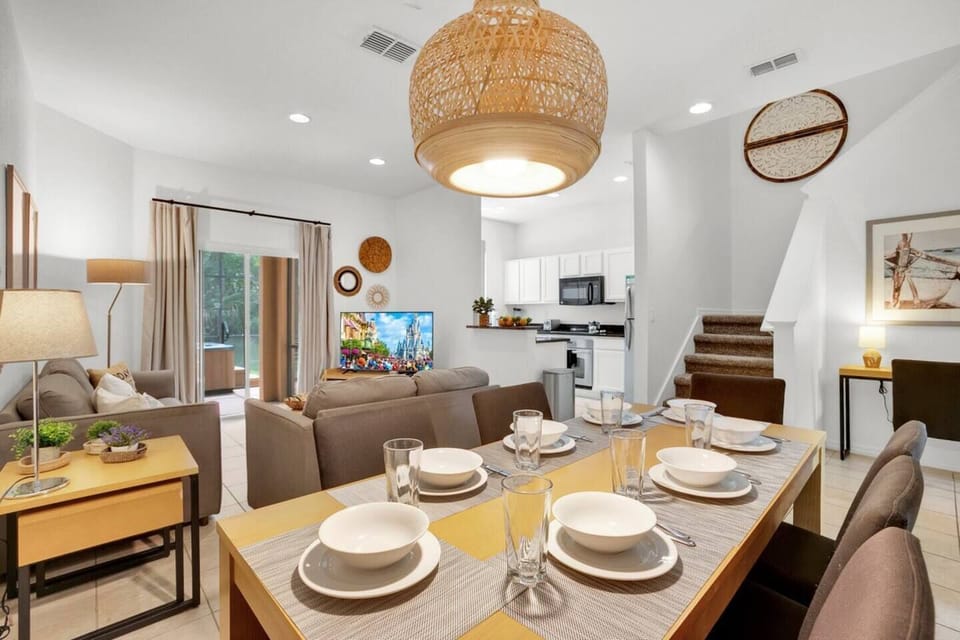 Living and dining area