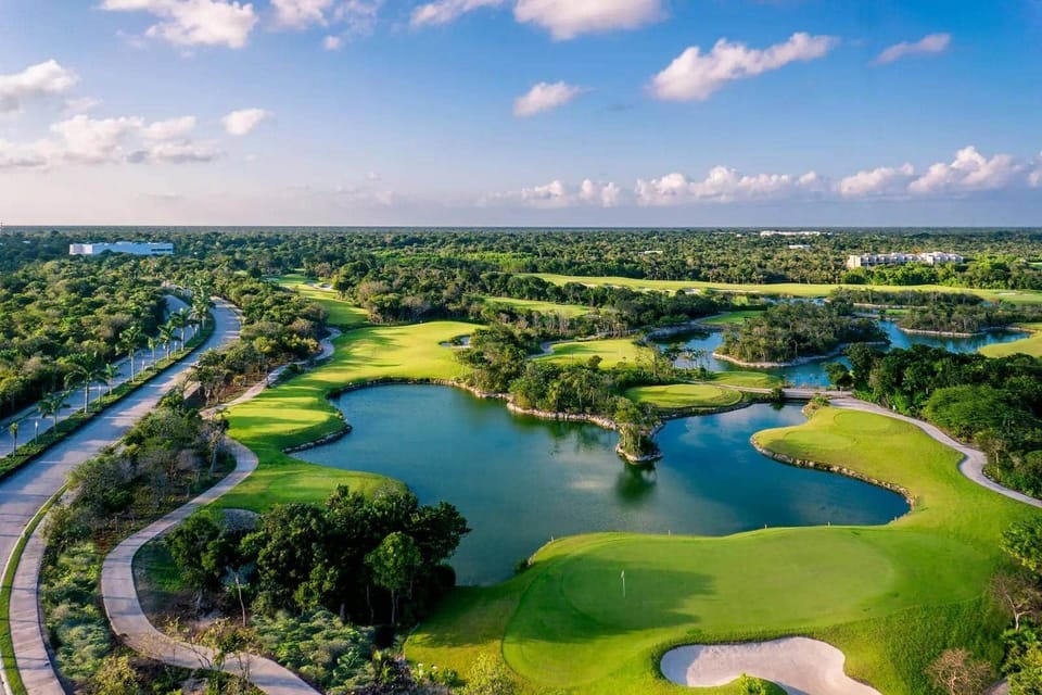Elevate leisure: Tulum Country Club access, 10 min away! PGA golf course available.
