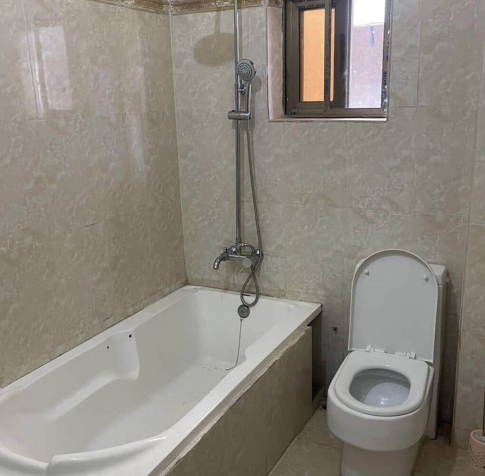 Business Apartment | Bathroom