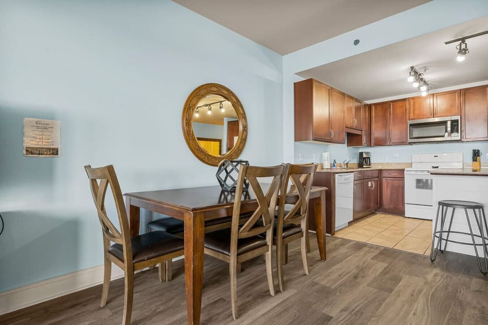 Dining Area with Lake Views