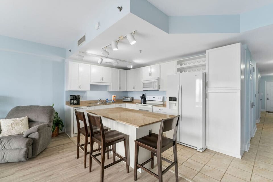 Full Size Kitchen with Island Bar Seating
